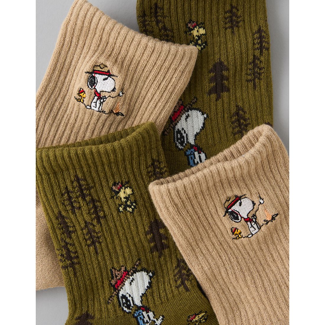 AE Snoopy Campfire Cropped Crew Socks 2-Pack