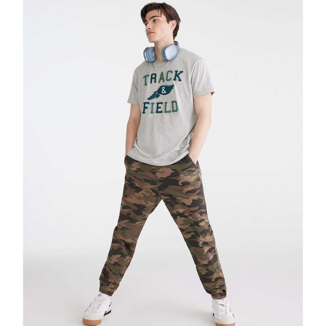 Aeropostale Mens' Camo Stretch Twill Joggers
