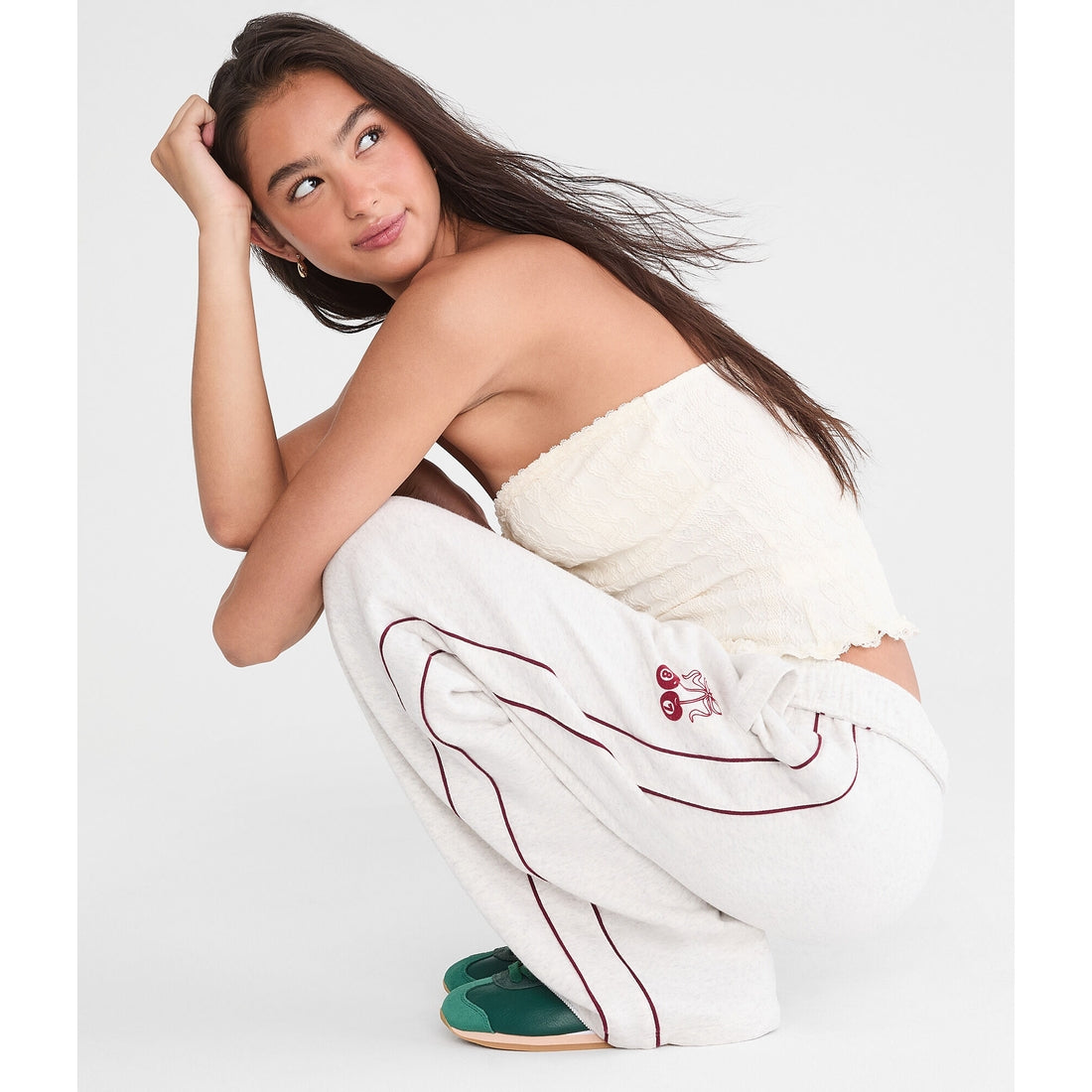 Aeropostale Womens' Cherry 87 Straight Leg Sweatpants
