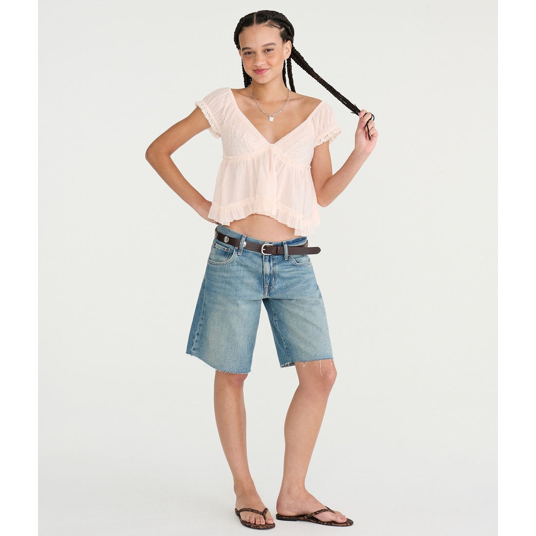 Low-Rise Baggy Denim Jorts