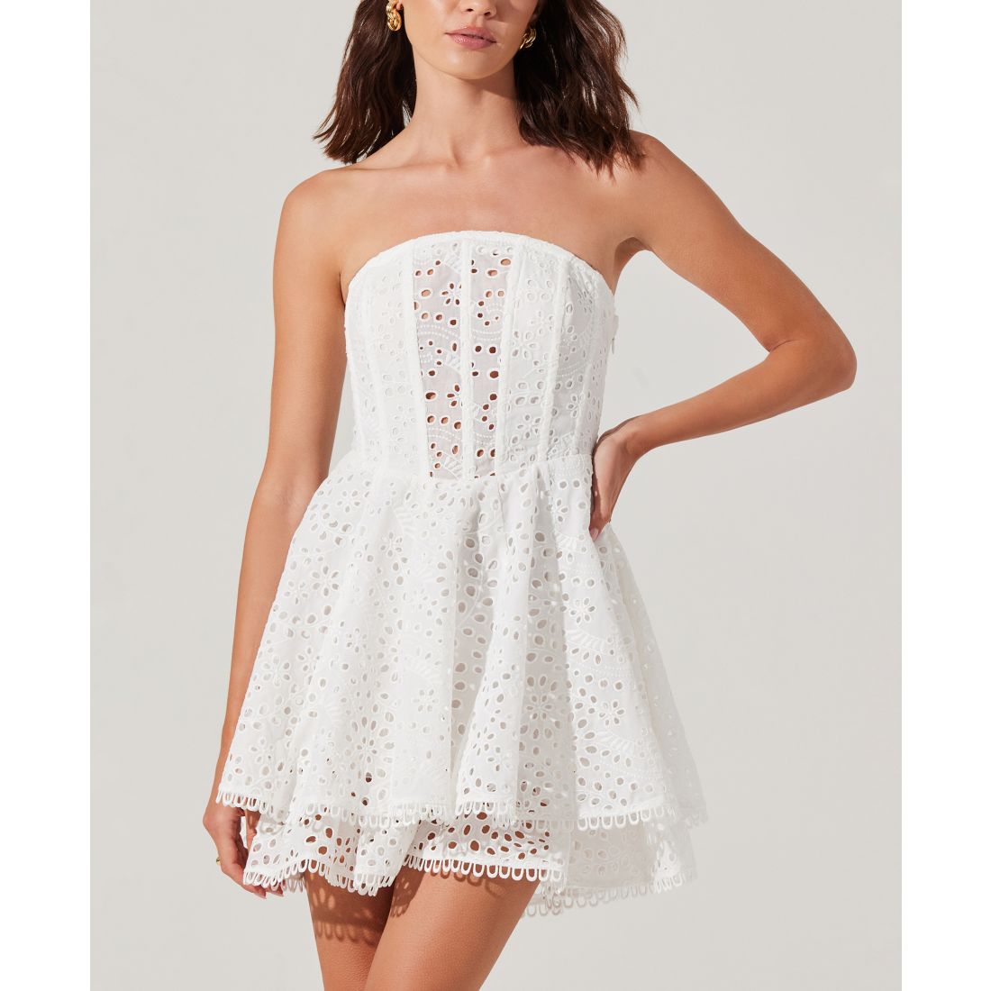 Astr the Label Women's Deasia Strapless Eyelet Dress