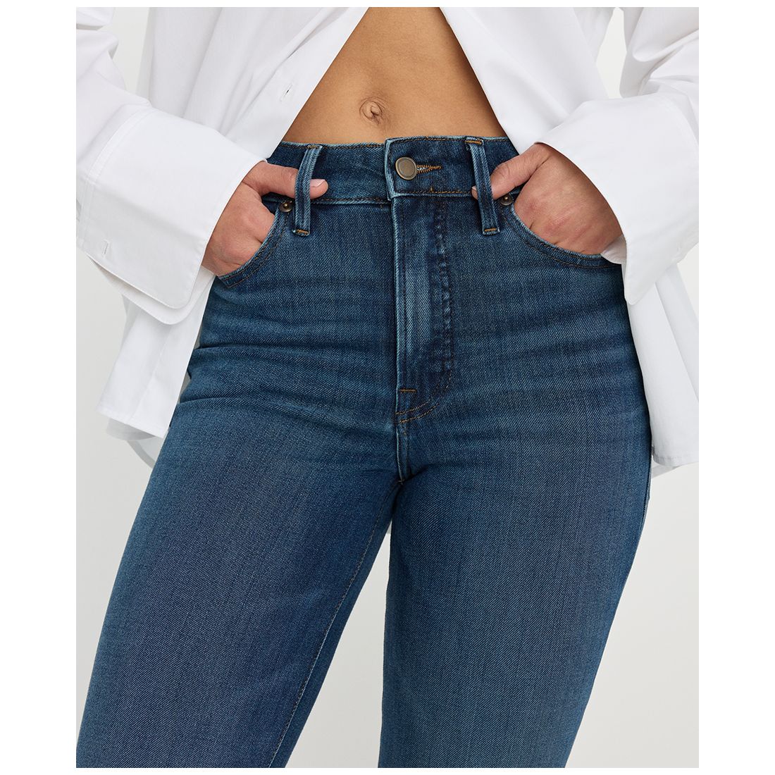 Good American Women's Classic Boot-Cut Jeans