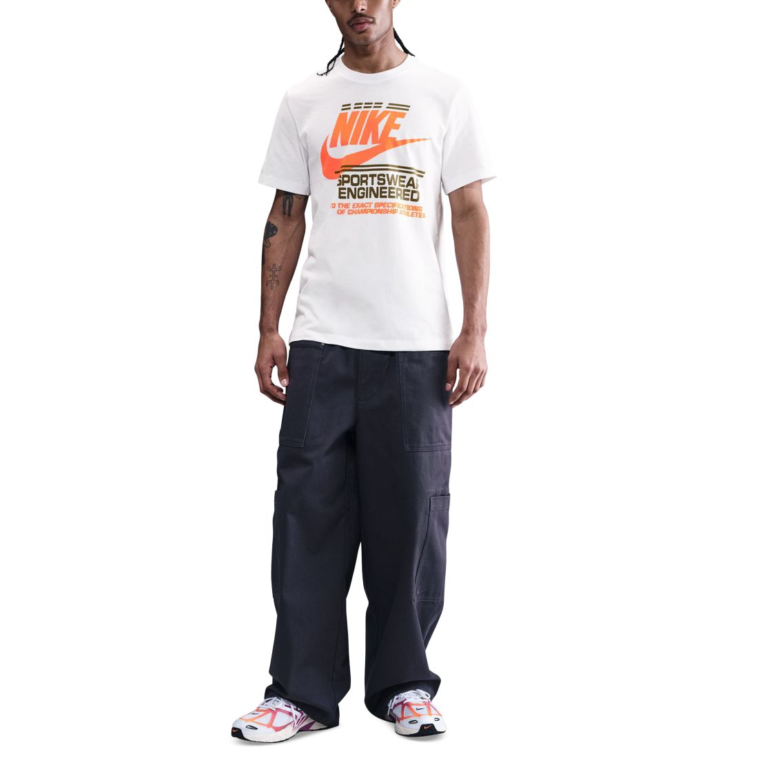 Nike Men's Sportswear Logo T-Shirt