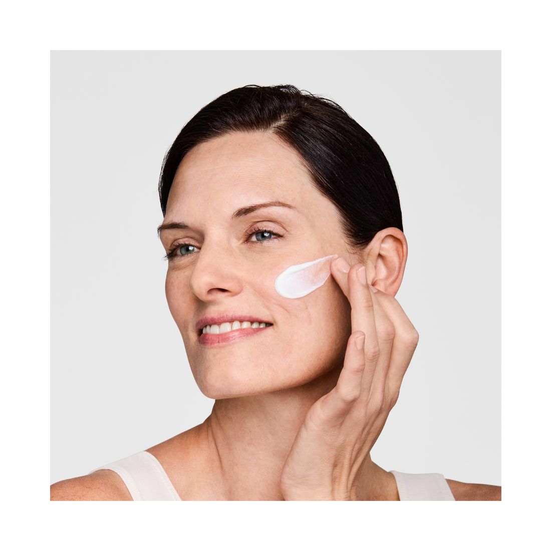 Estee Lauder DayWear Advanced Multi-Protection Anti-Oxidant Cream Moisturizer Spf 15, 1 oz.