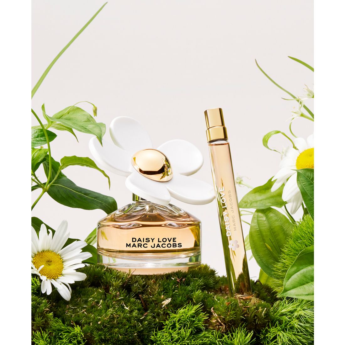 Marc Jacobs Daisy Love Eau de Toilette Spray, 1.6 oz.