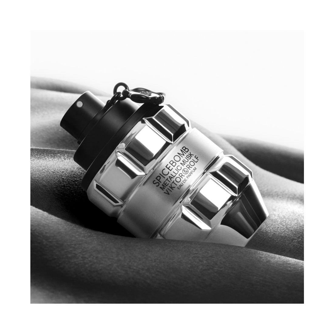 Viktor & Rolf Men's Spicebomb Metallic Musk Eau de Parfum, 3.04 oz.