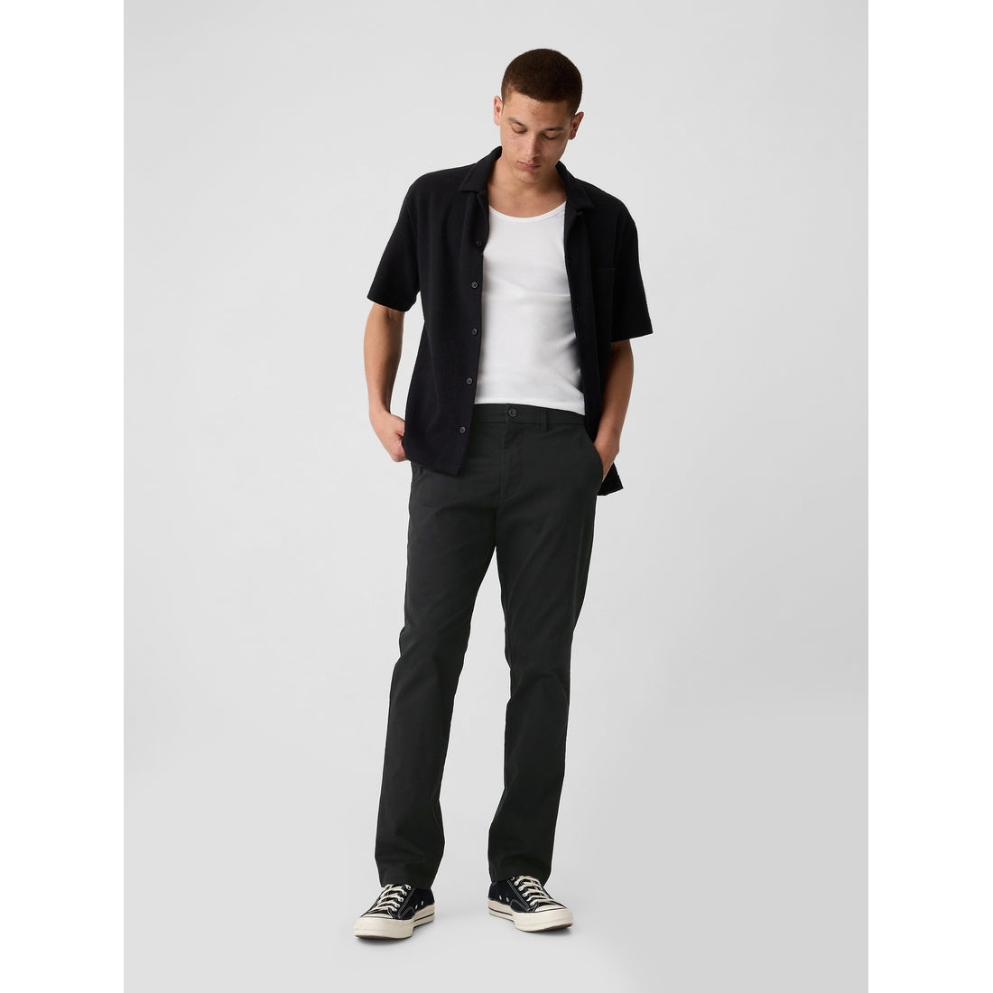 Men's Modern Straight Khakis