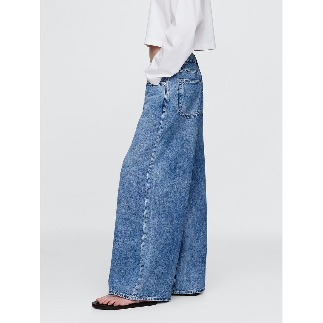 Women's Low Slung Extra Baggy Jeans