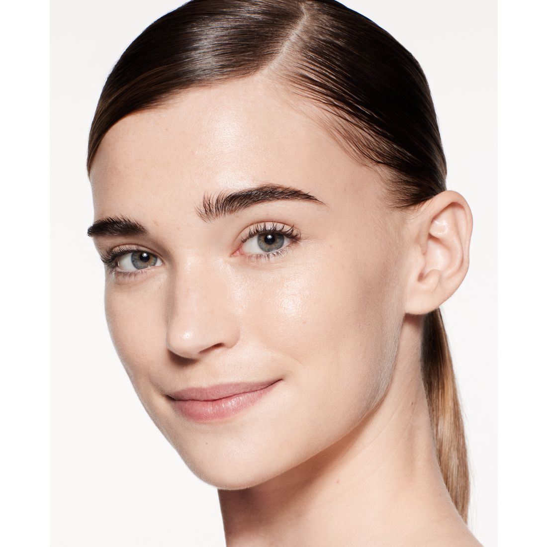 Shiseido RevitalEssence Skin Glow Foundation Spf 30