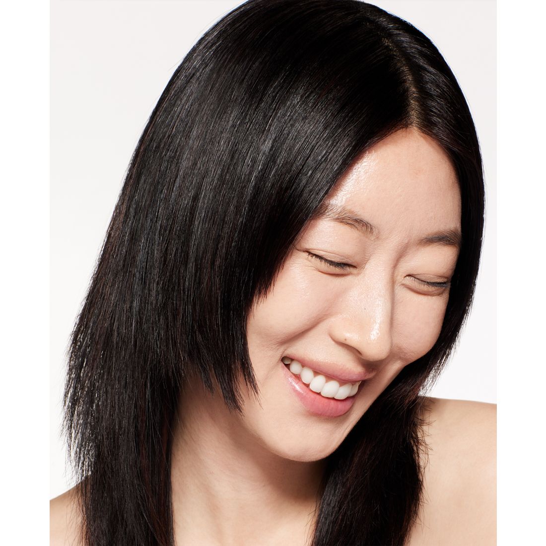 Shiseido RevitalEssence Skin Glow Foundation Spf 30