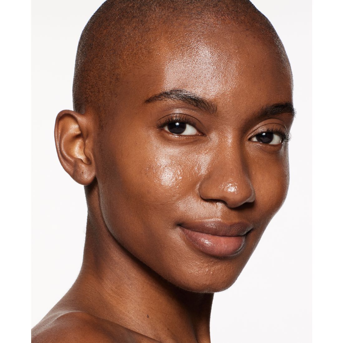 Shiseido RevitalEssence Skin Glow Foundation Spf 30