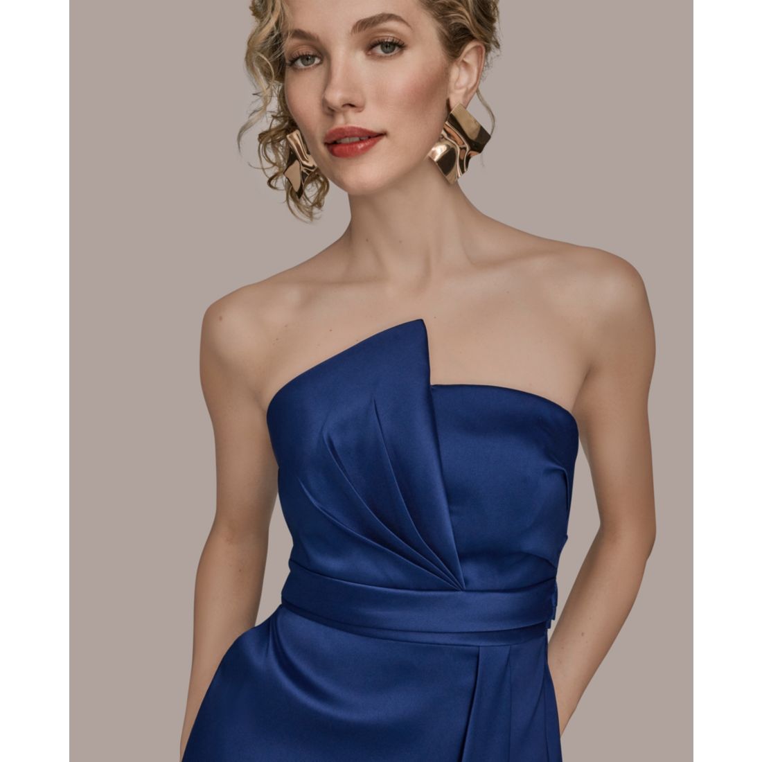 Donna Karan New York Women's Asymmetric Twist Strapless Gown