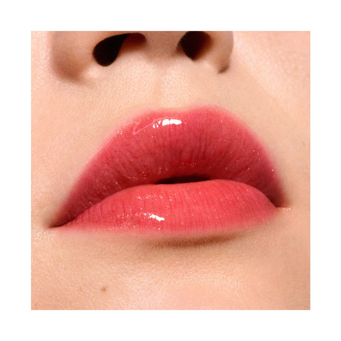 Mac 2-Pc. Blowing Air Kisses Glossy Lip Makeup Gift Set