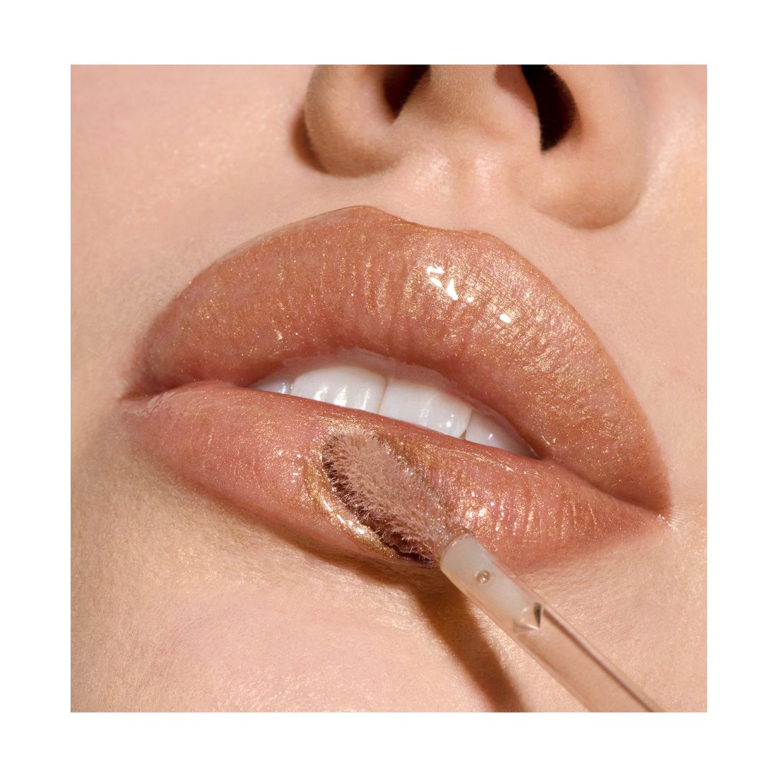 Mac Lipglass Air Non-Sticky Lip Gloss