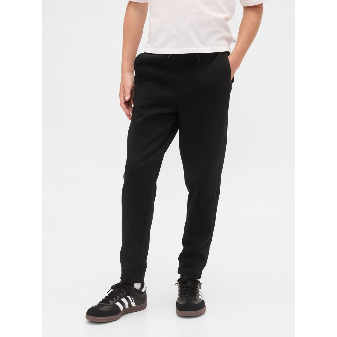 Boys' Gapfit Tech Quick-Dry Joggers