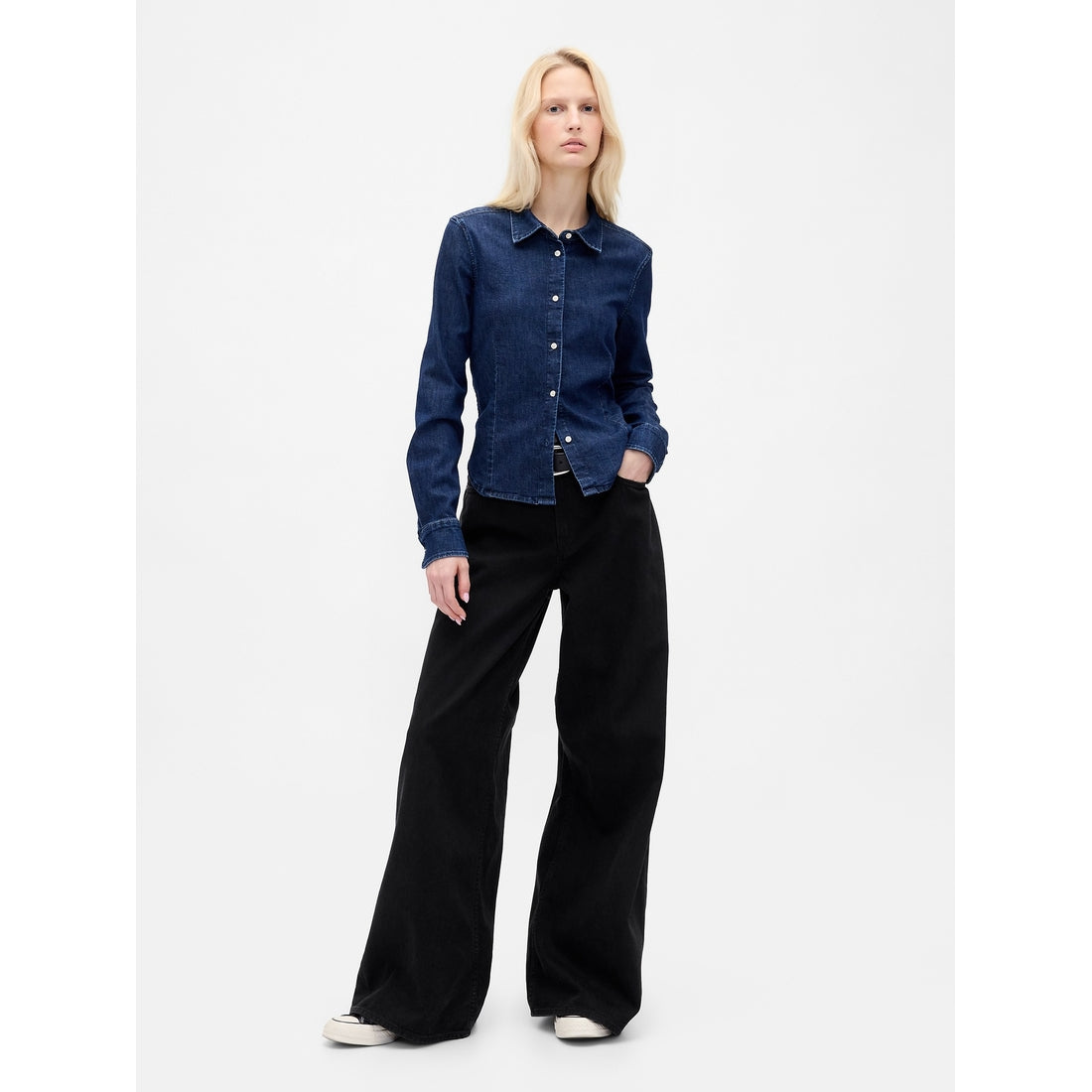 Women's Low Slung Extra Baggy Jeans