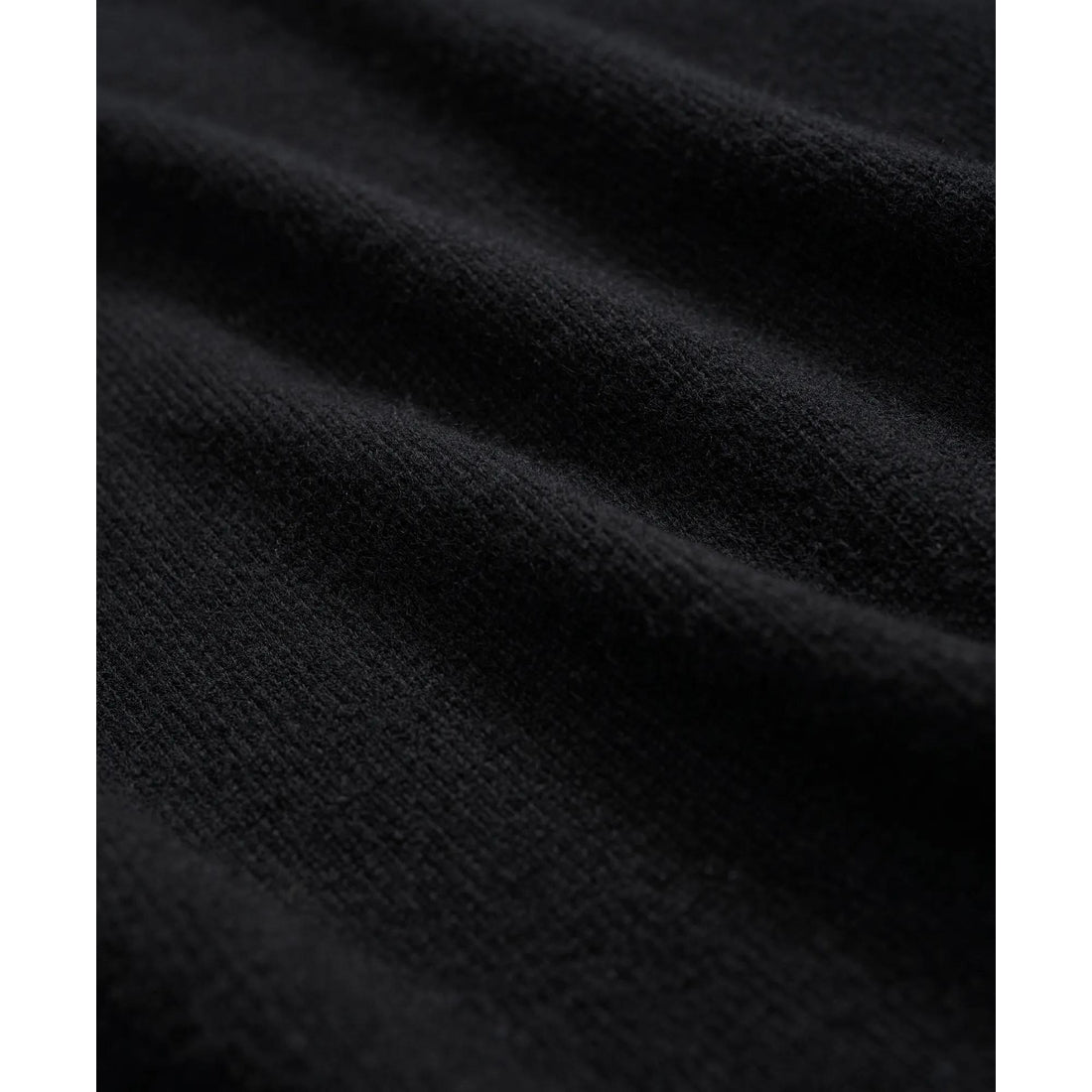 3-Ply Cashmere V-Neck Sweater