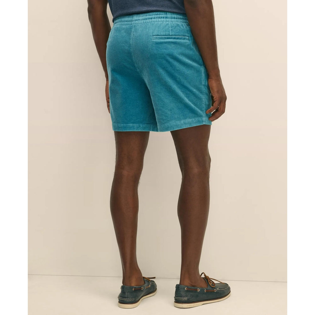 6" Friday Shorts in 8-Wale Cotton Corduroy