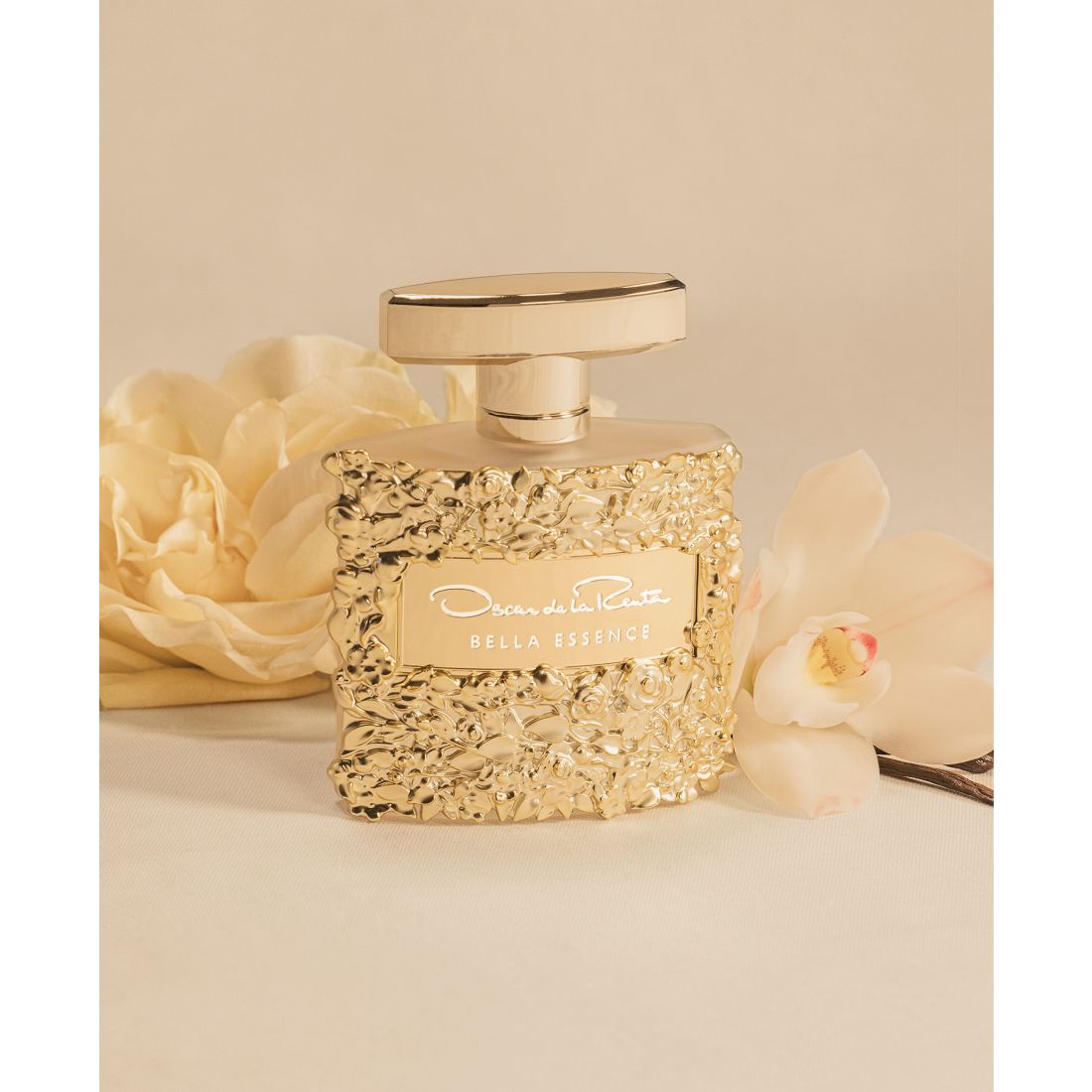 Oscar de la Renta Bella Essence Eau de Parfum Spray, 1-oz.