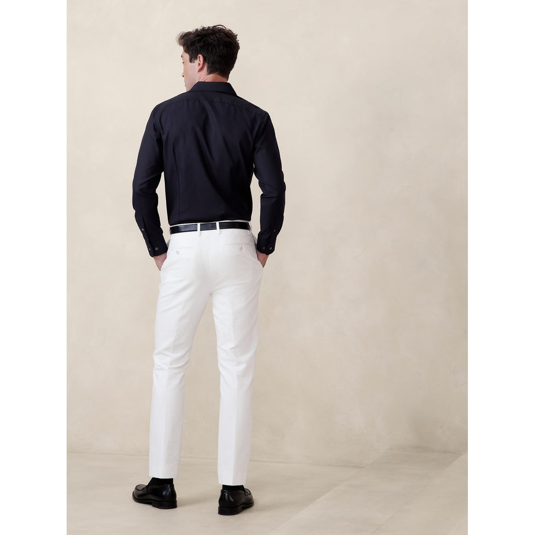 Men's Slim-Fit Wrinkle-Resistant Dress Shirt