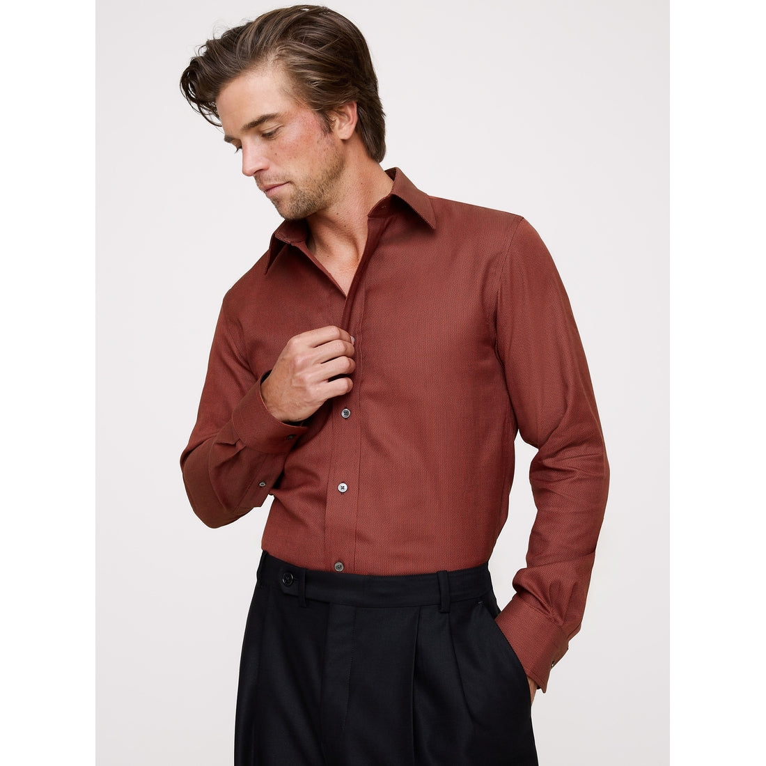 Men's Slim-Fit Wrinkle-Resistant Dress Shirt