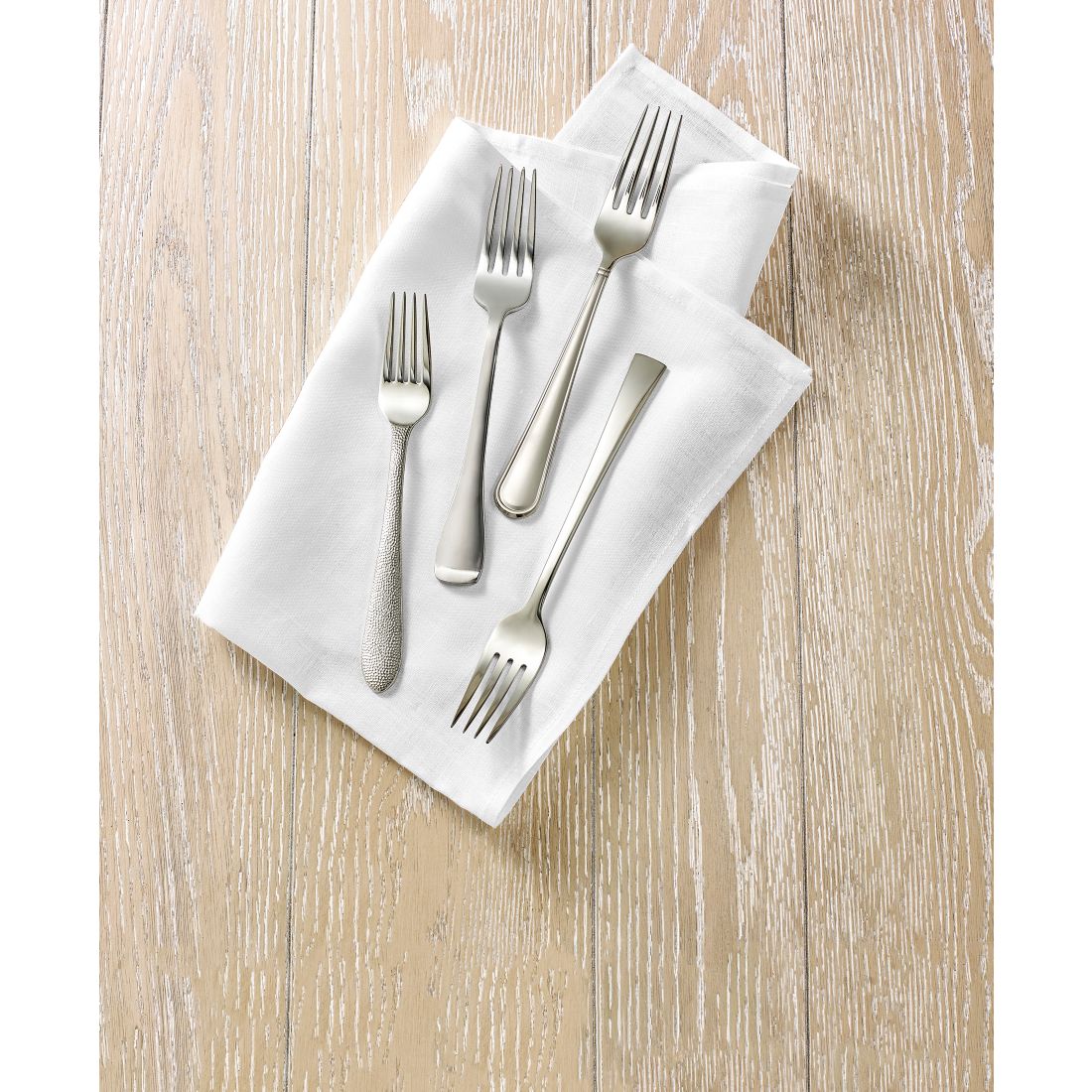 Mikasa Virtuoso Frost 65 Piece Flatware Set, Service for 12