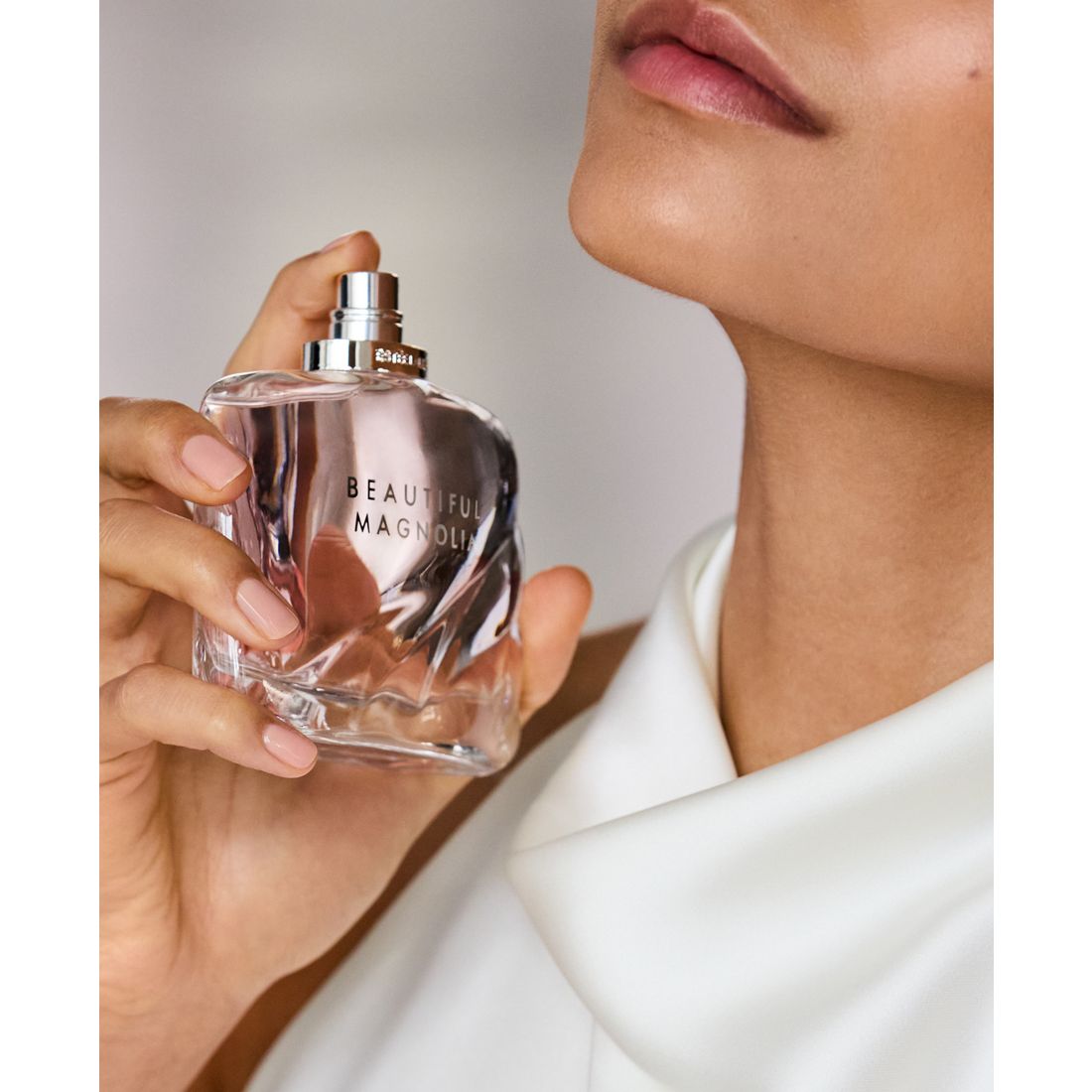 Estee Lauder Beautiful Magnolia Eau de Parfum Spray, 1-oz.