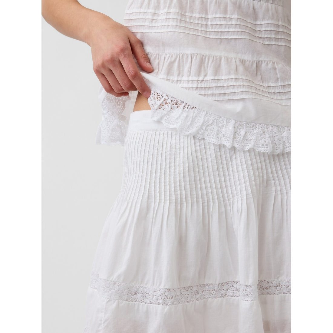 Women's Pintuck Lace-Trim Easy Mini Skort