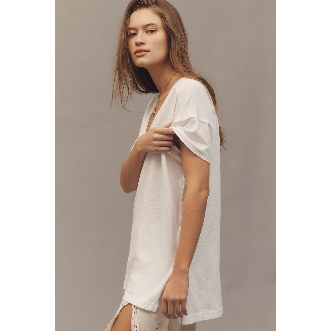 The Jordyn Plus Cotton-Slub V-Neck T-Shirt by Pilcro