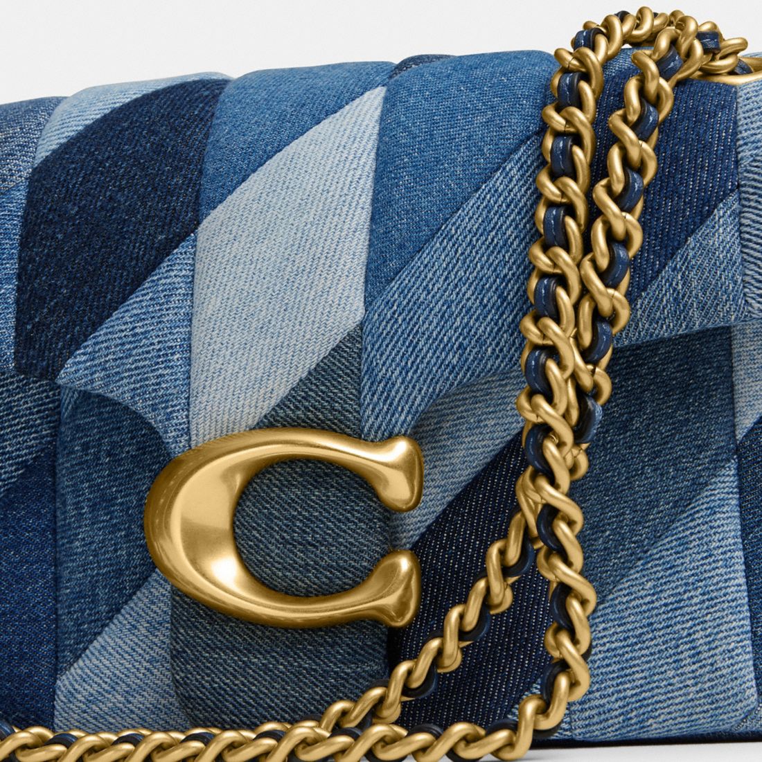 Coach Tabby Shoulder Bag 26 With Patchwork Quilting