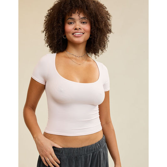 SMOOTHEZ Short Sleeve Scoop T-Shirt