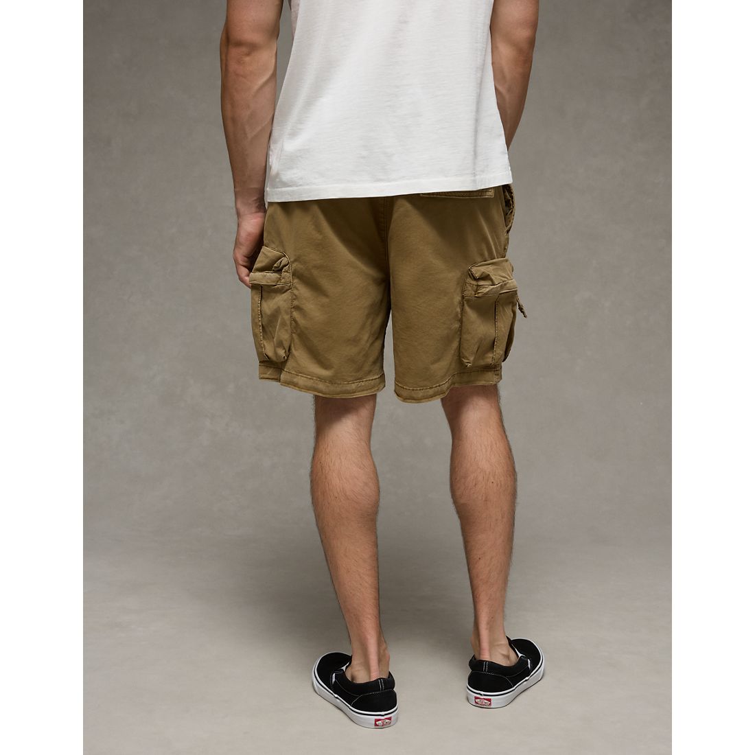 AE 6.5" Flex Lived-In Pull-On Cargo Short