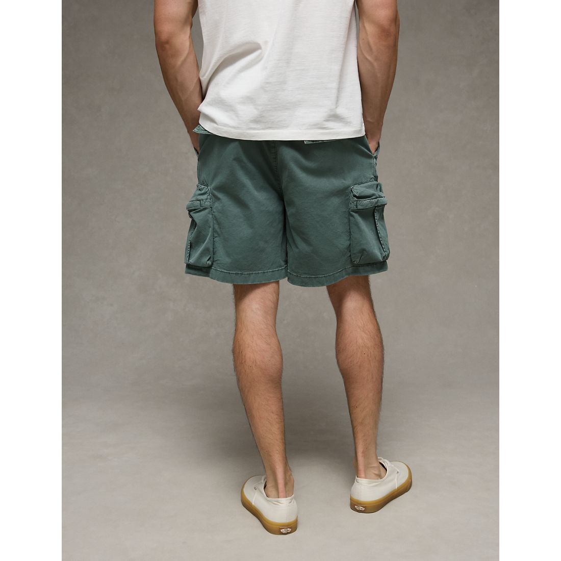 AE 6.5" Flex Lived-In Pull-On Cargo Short