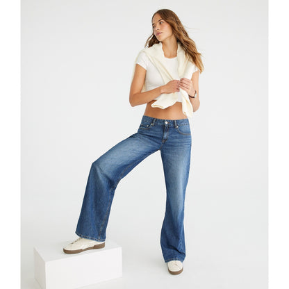Low-Rise Baggy Wide Leg Jean