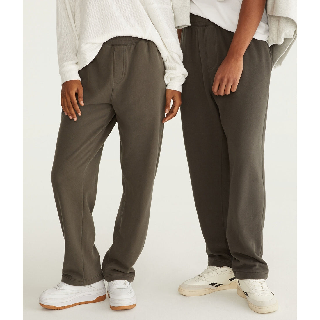 Aeropostale Mens' Essentials Straight Leg Sweatpants