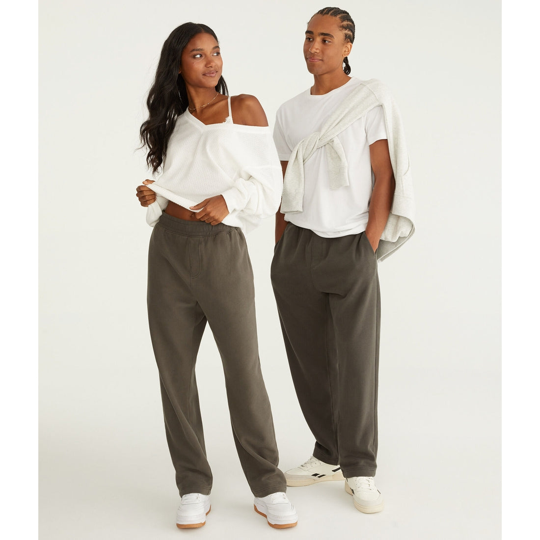 Aeropostale Mens' Essentials Straight Leg Sweatpants