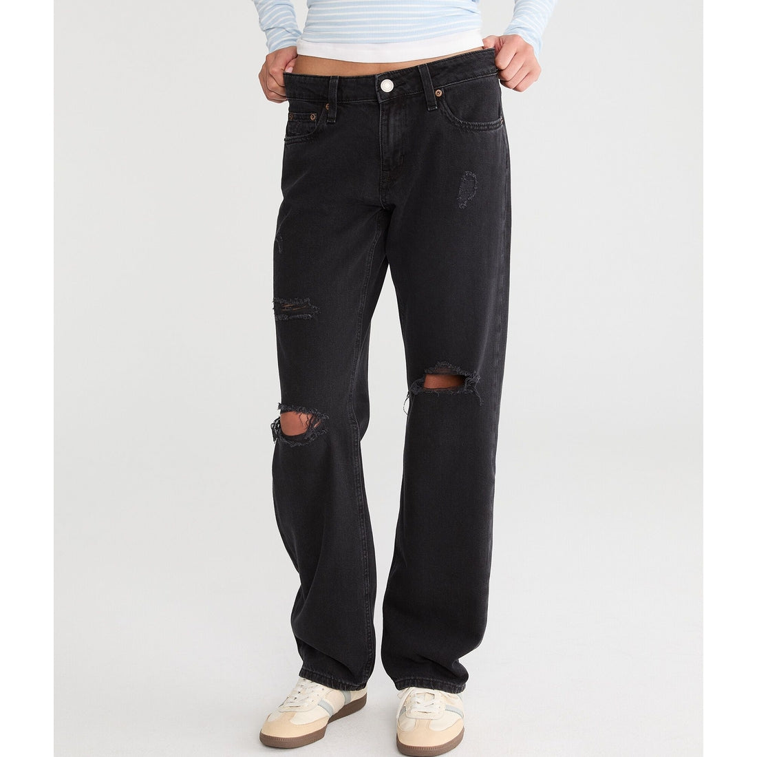 Low-Rise Baggy Jean