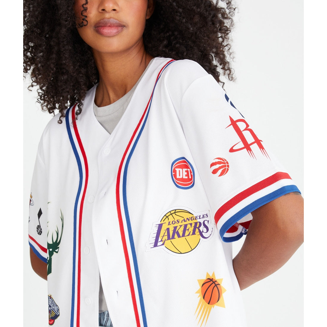 Aeropostale Mens' NBA Team Logos Top
