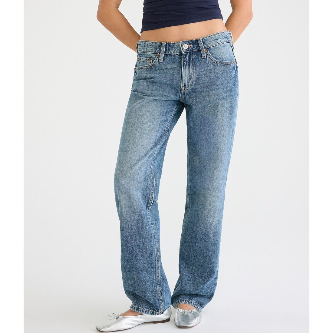 Low-Rise Baggy Jean