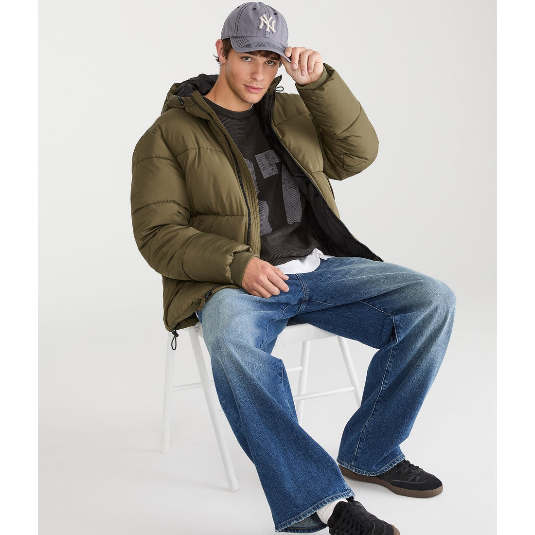 Aeropostale Mens' Hooded Heavyweight Puffer Jacket