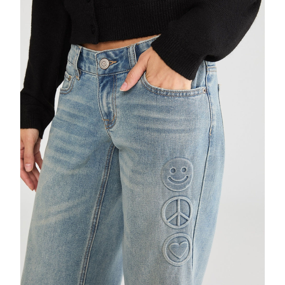 Aeropostale Womens' Super Low-Rise Baggy Wide Leg Embossed Jean