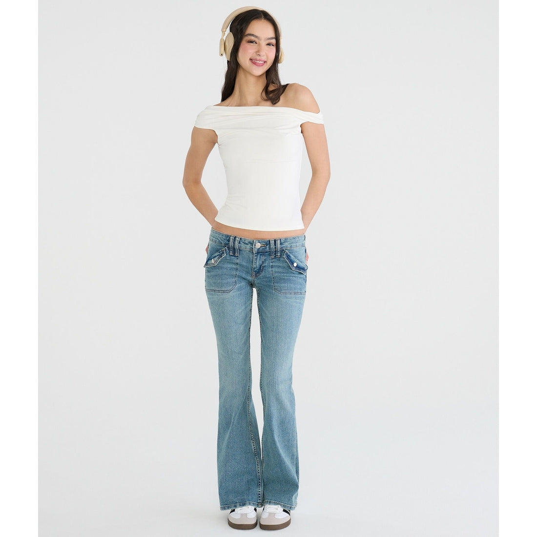 Low-Rise Flare Flap Pocket Jean
