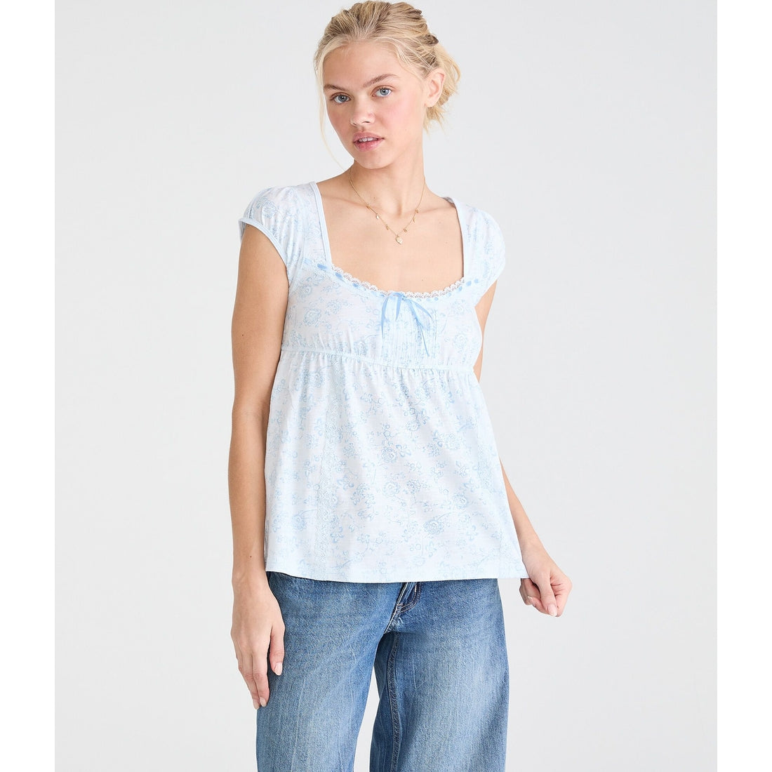 Floral Scoop-Neck Babydoll Tee