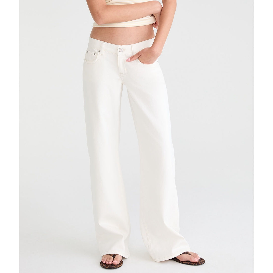 Super Low-Rise Baggy Wide Leg Jean