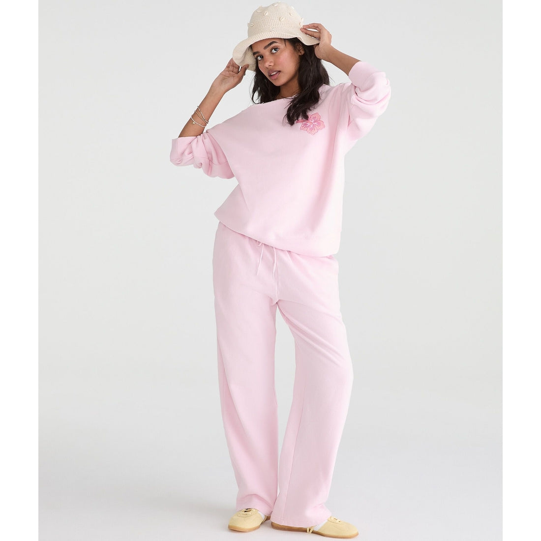 Cloud Soft Mid-Rise Straight Leg Sweatpants
