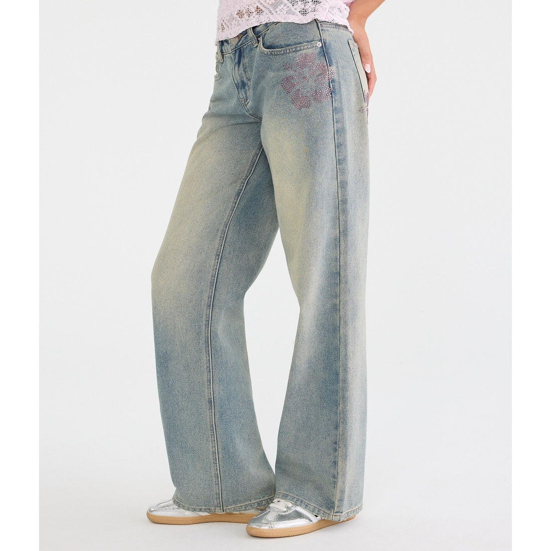 Low-Rise Baggy Wide Leg Rhinestone Flower Jean