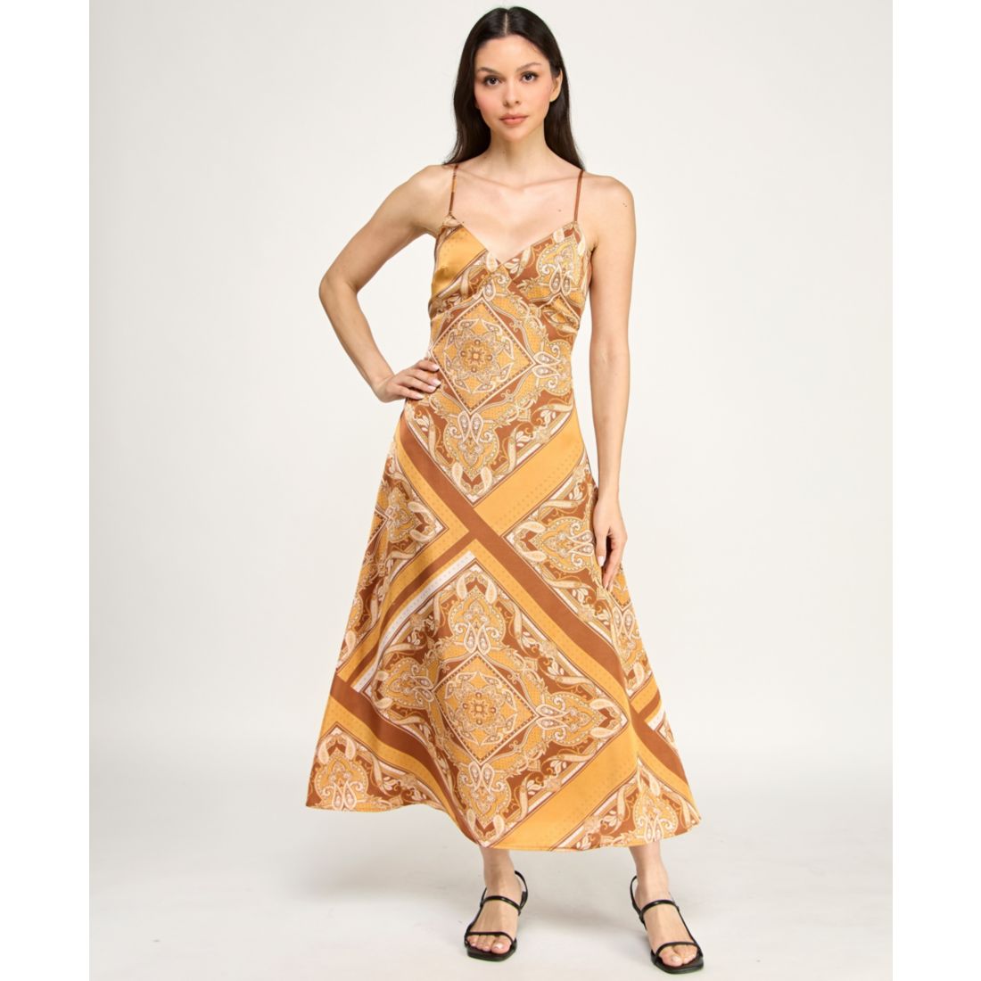 Row A Juniors' Sleeveless V-Neck Midi Dress