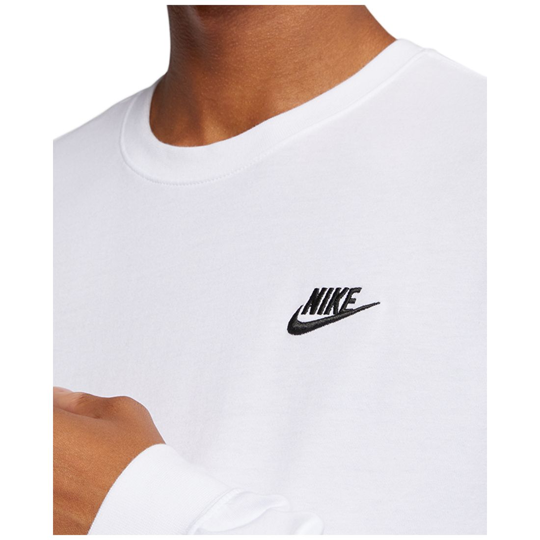 Nike Men's Long Sleeve Sportswear Club T-Shirt