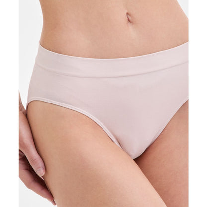 Bali One Smooth U All-Over Smoothing Hi Cut Brief Underwear 2362