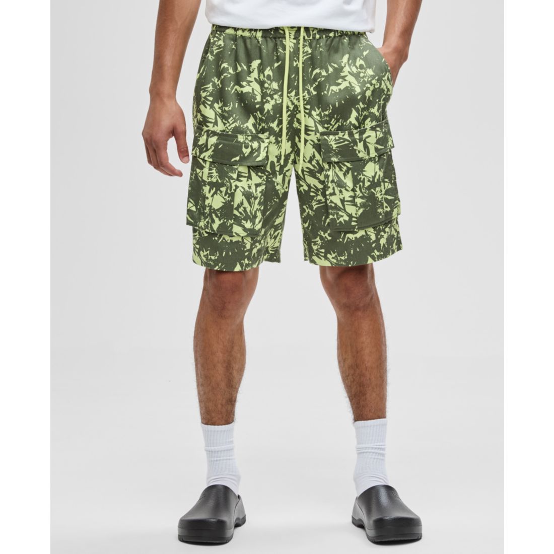 Mode of One Men's Abstracted Floral Regular-Fit Printed 9" Cargo Shorts, Macy's Exclusive